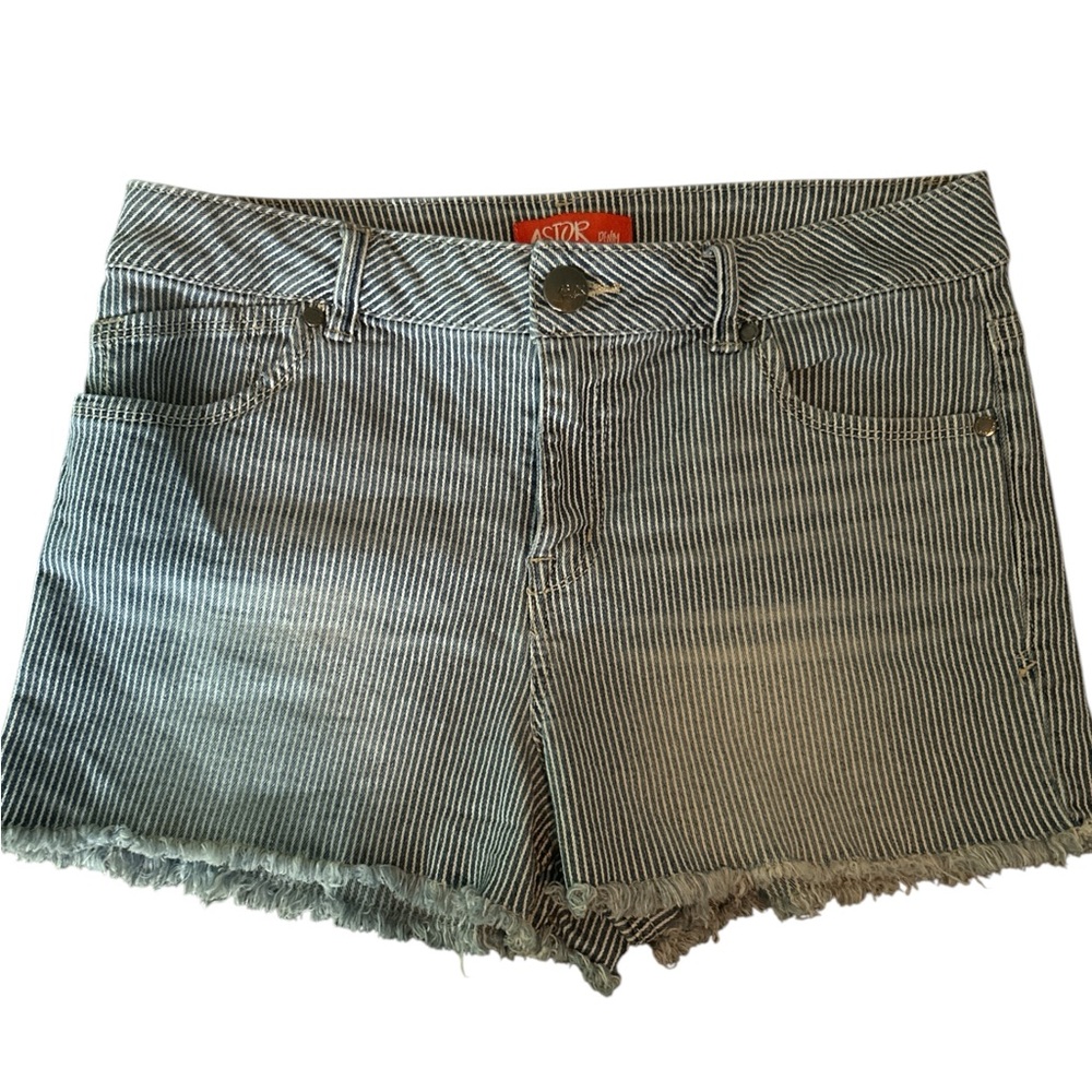 Chic Striped Blue and White‎ Jean Shorts with Distressed Hem